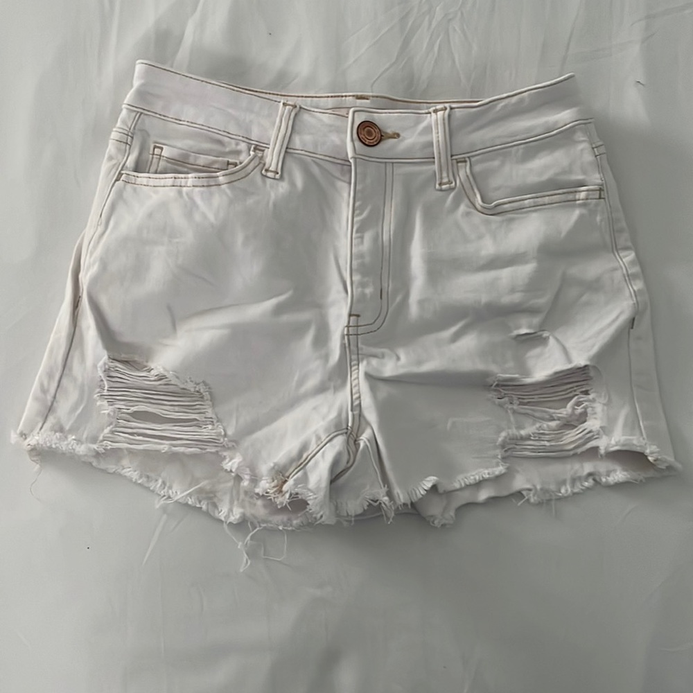 White Ripped SO shorts - Picture 2 of 5